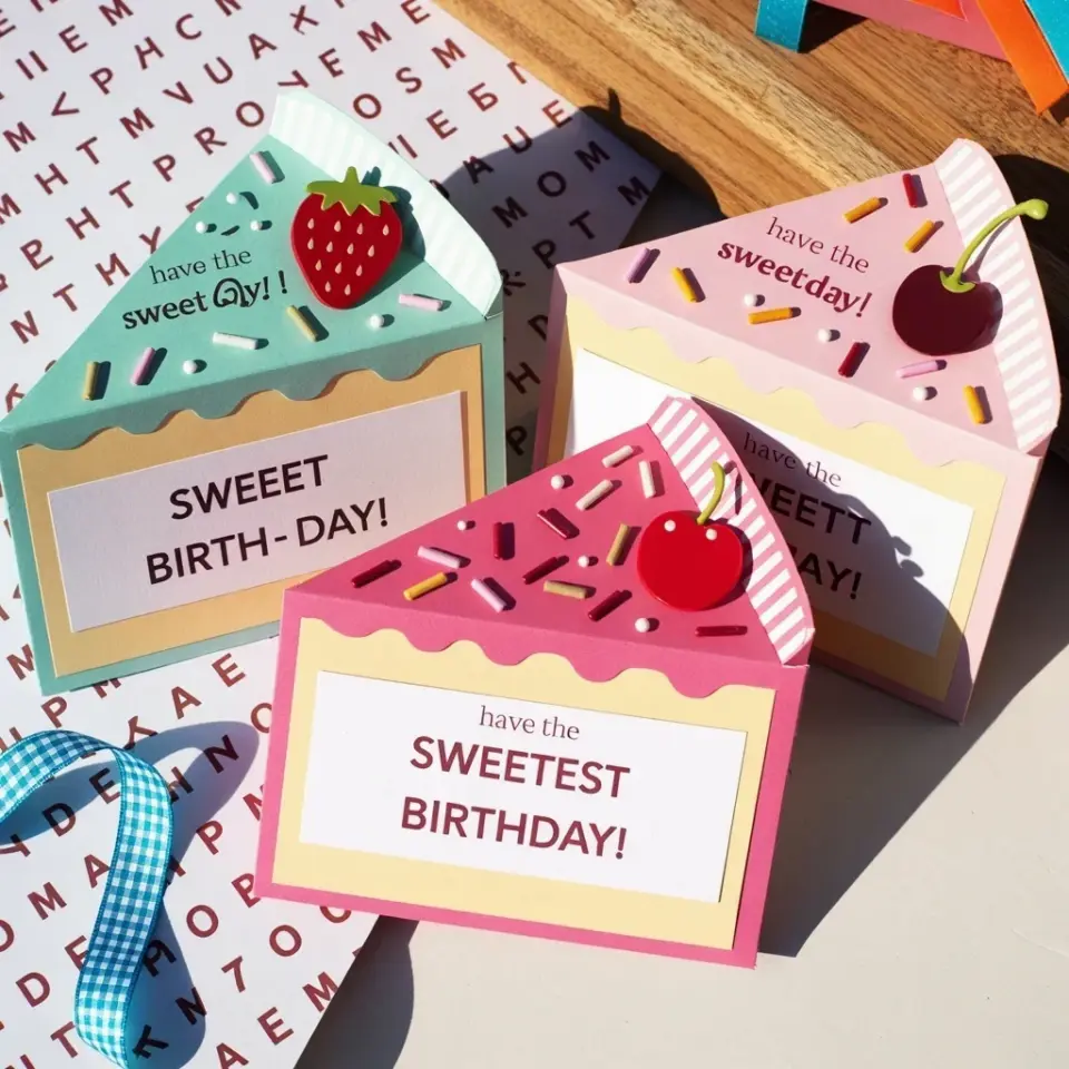 A Cozy DIY Mother's Day Card with Four Paper Circles | Easy Cardstock Idea